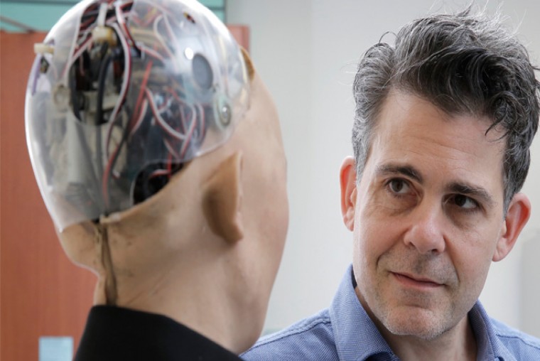 El robot con inteligencia artificial que planea ganarse la confianza de las personas y resolver los problemas de la humanidad. - WDesign - Diseño Web Profesional
