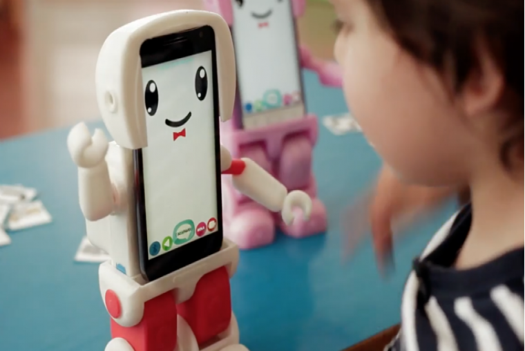 UN ROBOT CHILENO CON INTELIGENCIA ARTIFICIAL  - WDesign - Diseño Web Profesional